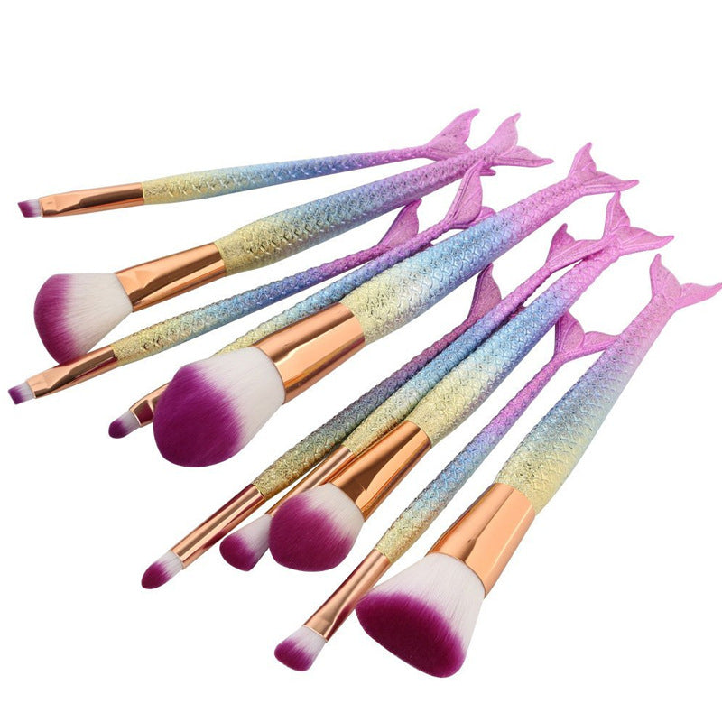 Makeup fishtail brush