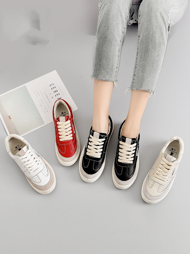 Women's lace-up sneakers