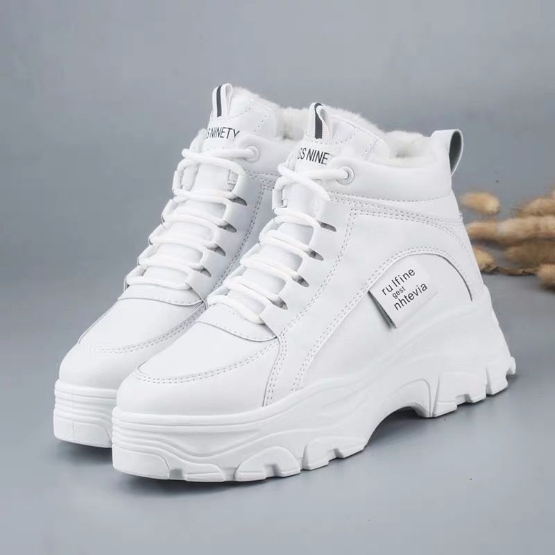 Thickened sneakers