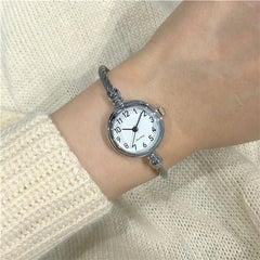 Women's Simple Fashion Bracelet Waterproof Watch